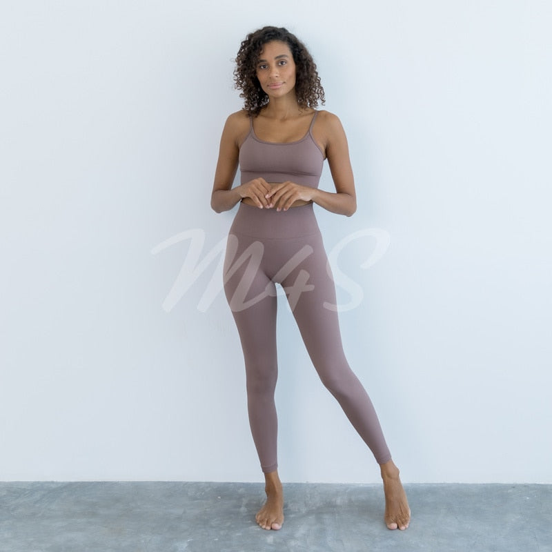 Seamless Ribbed Women Yoga Set 5941 brown