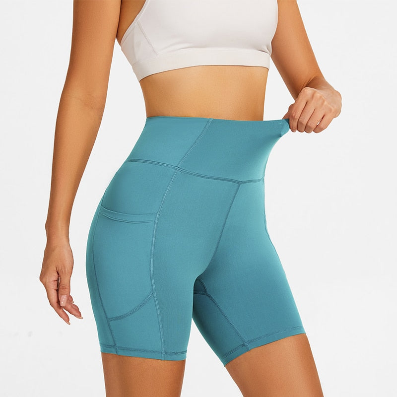 Women Spandex Solid Seamless Shorts green