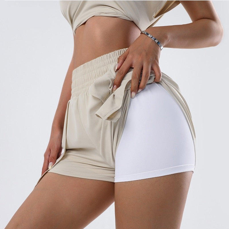 Woman Phone Pockets Loose Yoga Shorts